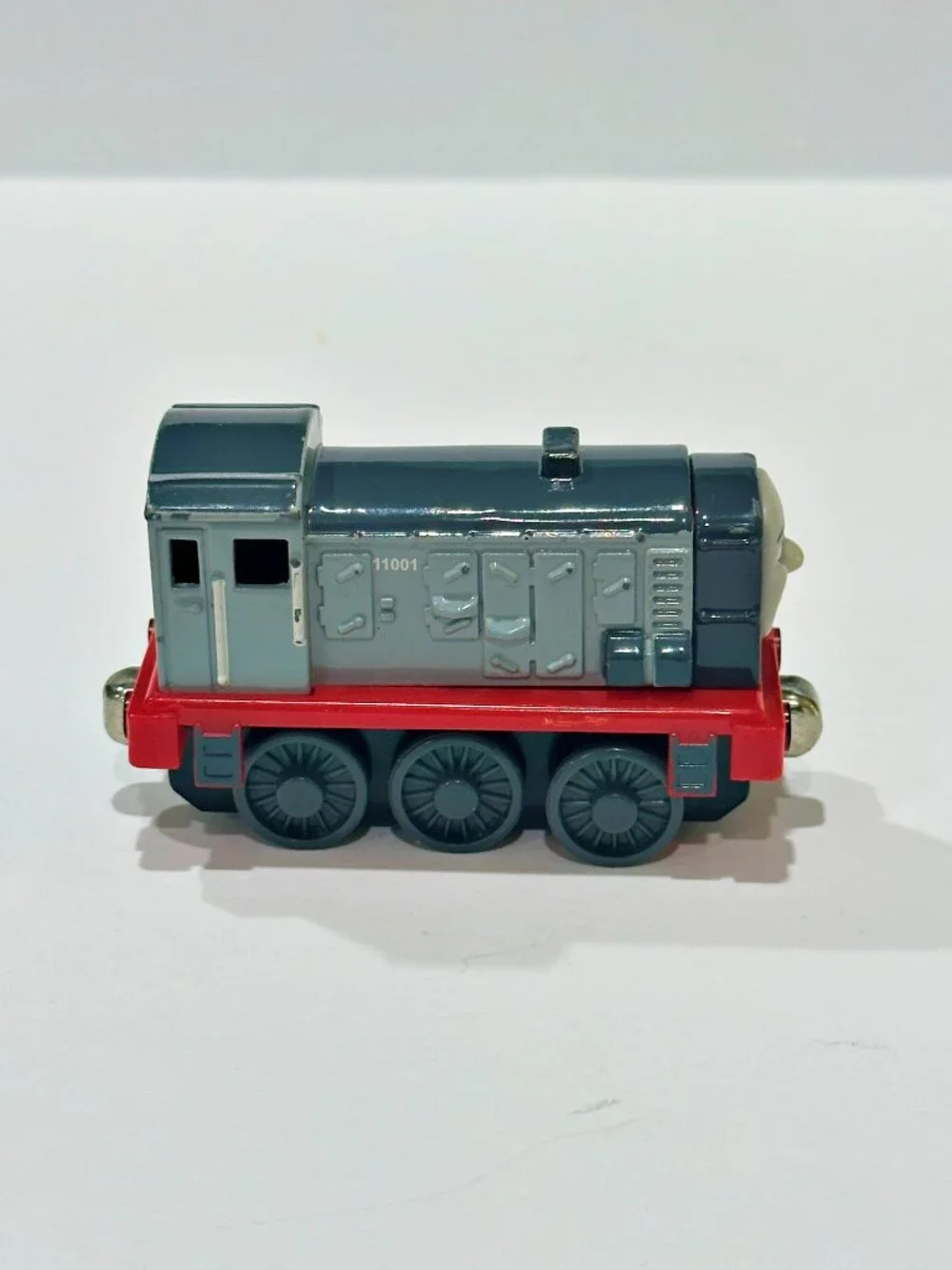 Thomas & Friends Dennis 2006 Take Along Diecast Diesel Engine Learning Curve